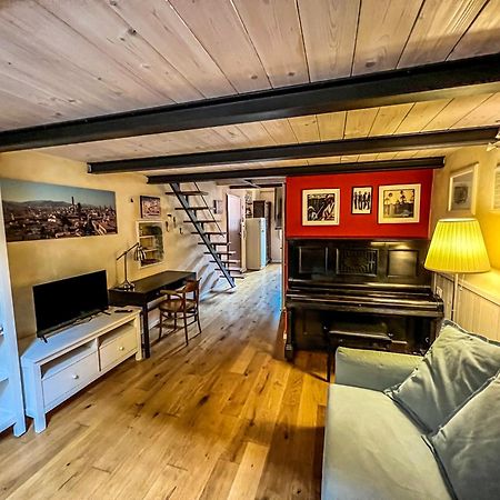 The Pianist S House In The Heart Of Bologna Appartement Buitenkant foto