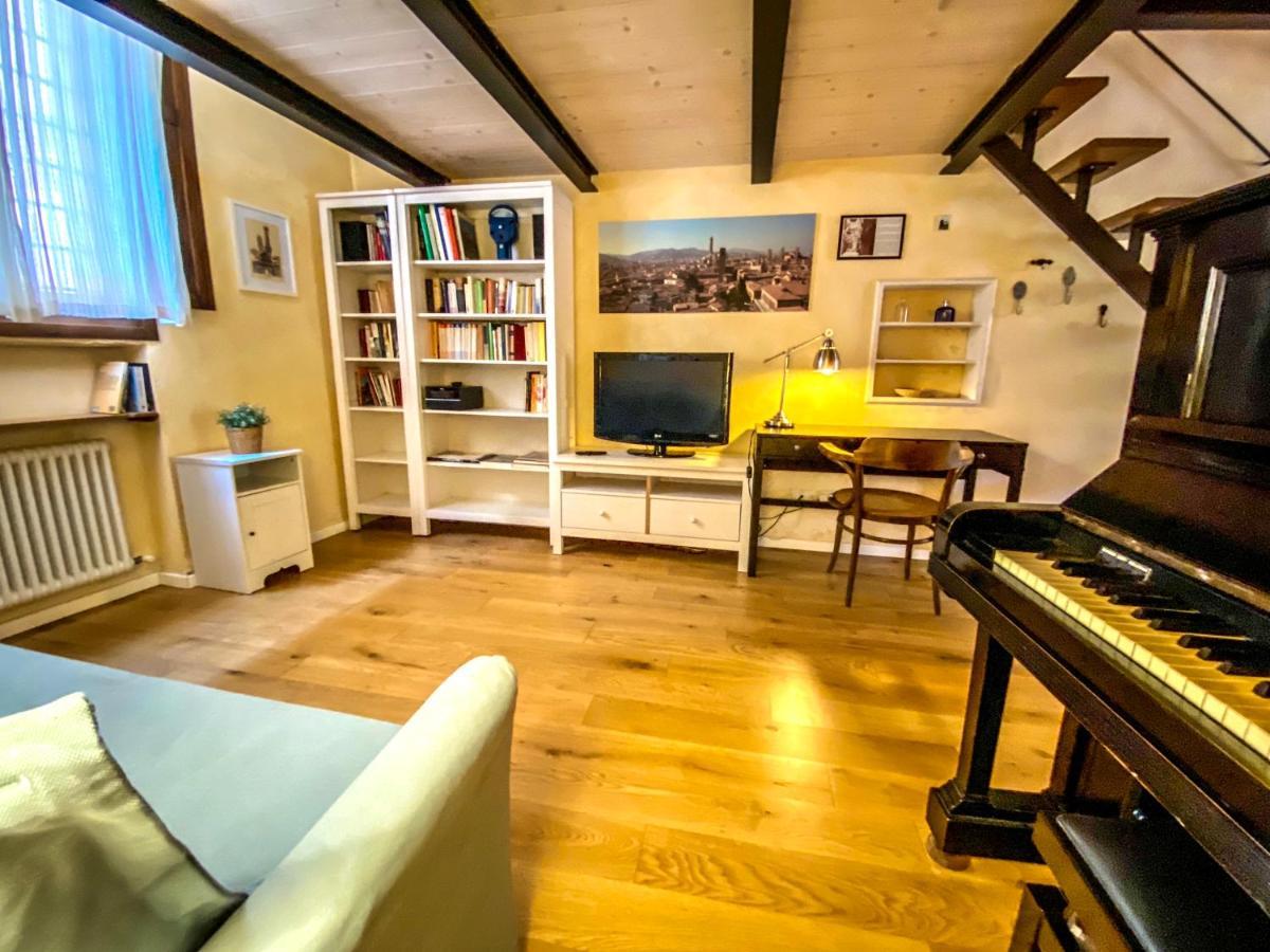 The Pianist S House In The Heart Of Bologna Appartement Buitenkant foto