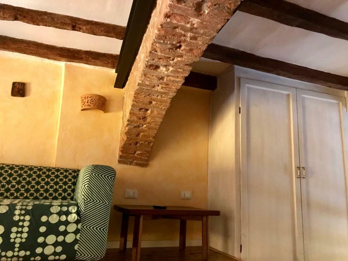 The Pianist S House In The Heart Of Bologna Appartement Buitenkant foto