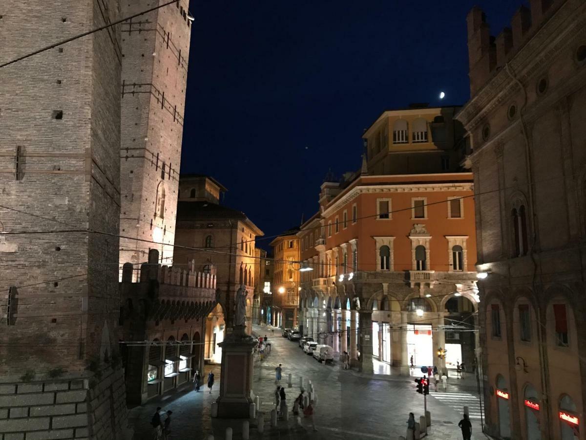 The Pianist S House In The Heart Of Bologna Appartement Buitenkant foto